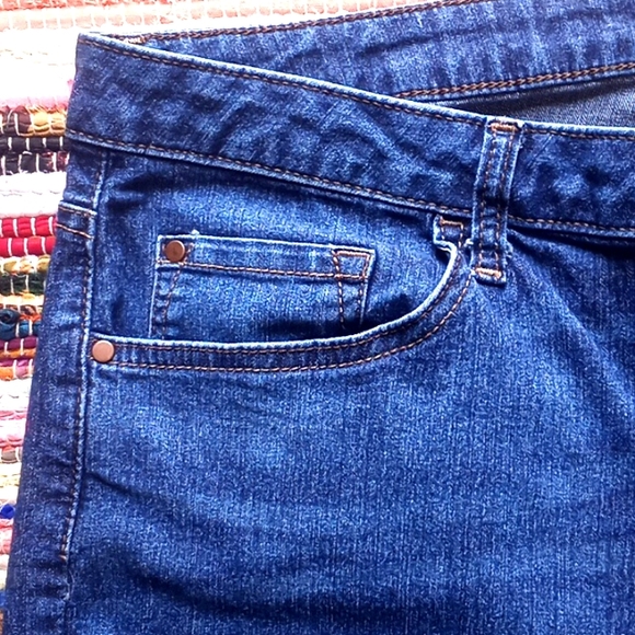 Lee Riders Mid Rise Capri Jeans-#1719+ - Picture 4 of 13
